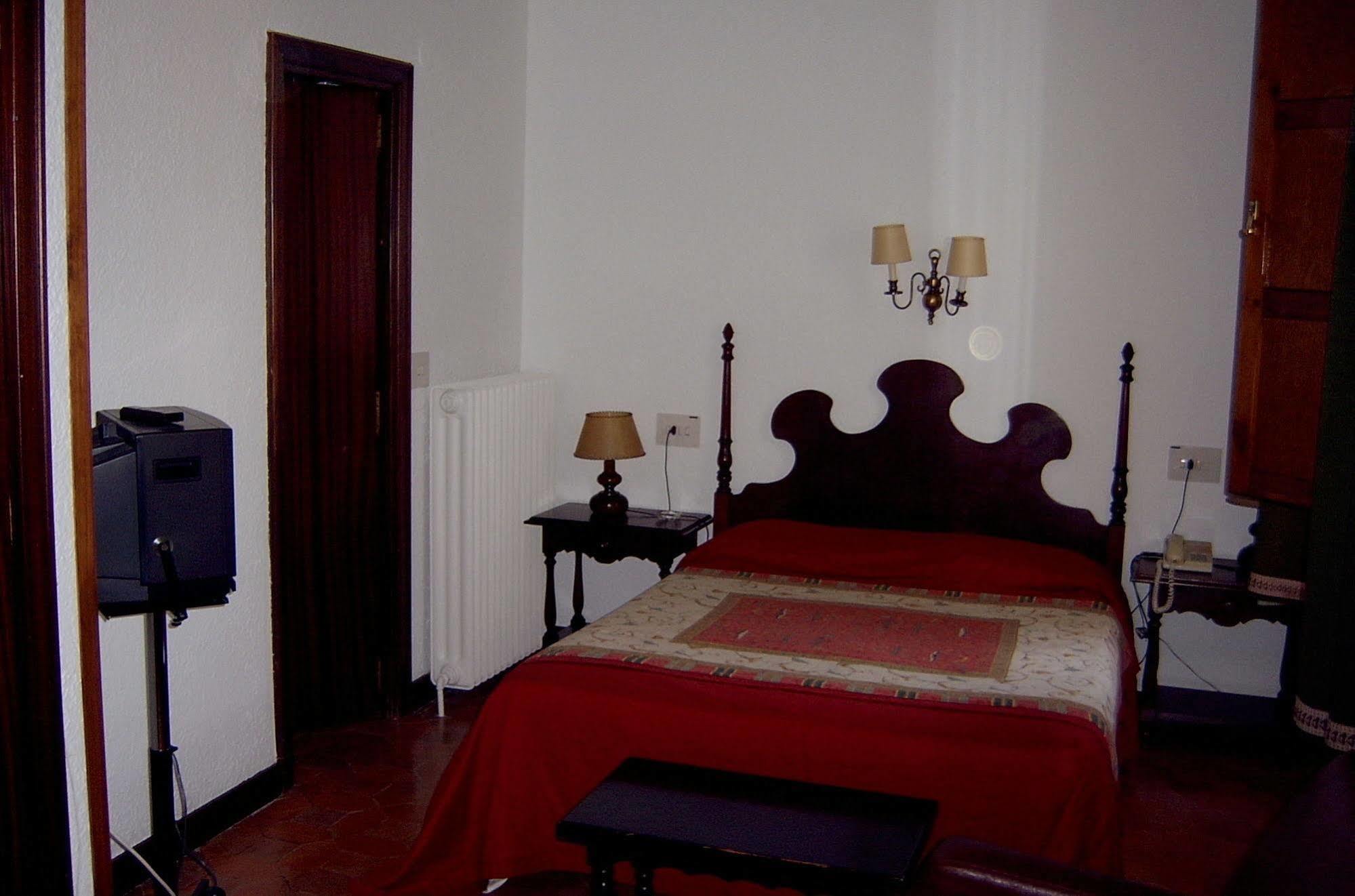 Hotel Conde Aznar Jaca Zewnętrze zdjęcie